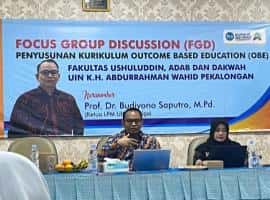 FUAD UIN Gus Dur Gelar FGD Penyusunan Kurikulum Berbasis OBE